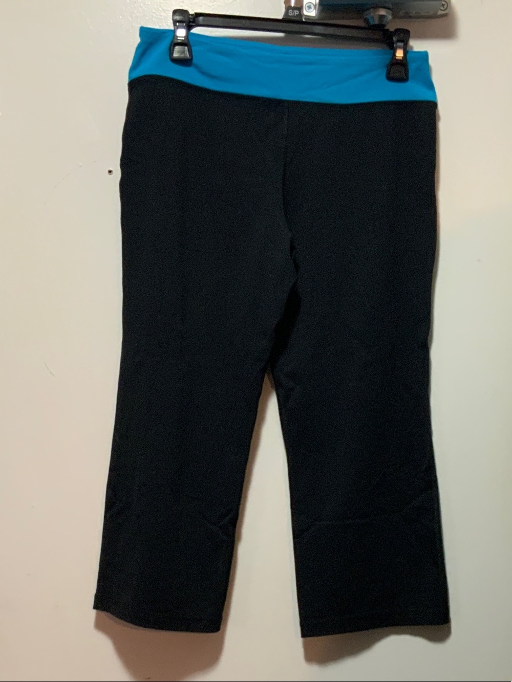 Tuff Athletics Black Capri Leggings with Bright Blue Waistband